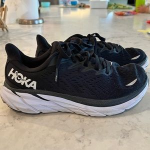 Hoka Clifton 8